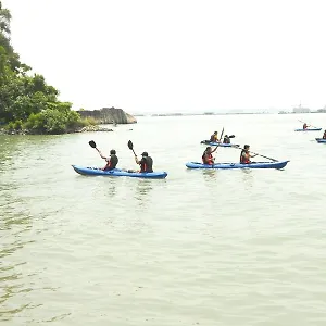 https://celestial-ubin-beach-resort.singapore-best-hotels.net